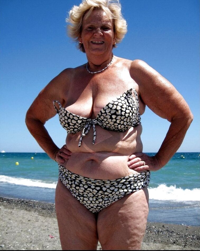 👠⏮️🔘⏯️🎞️